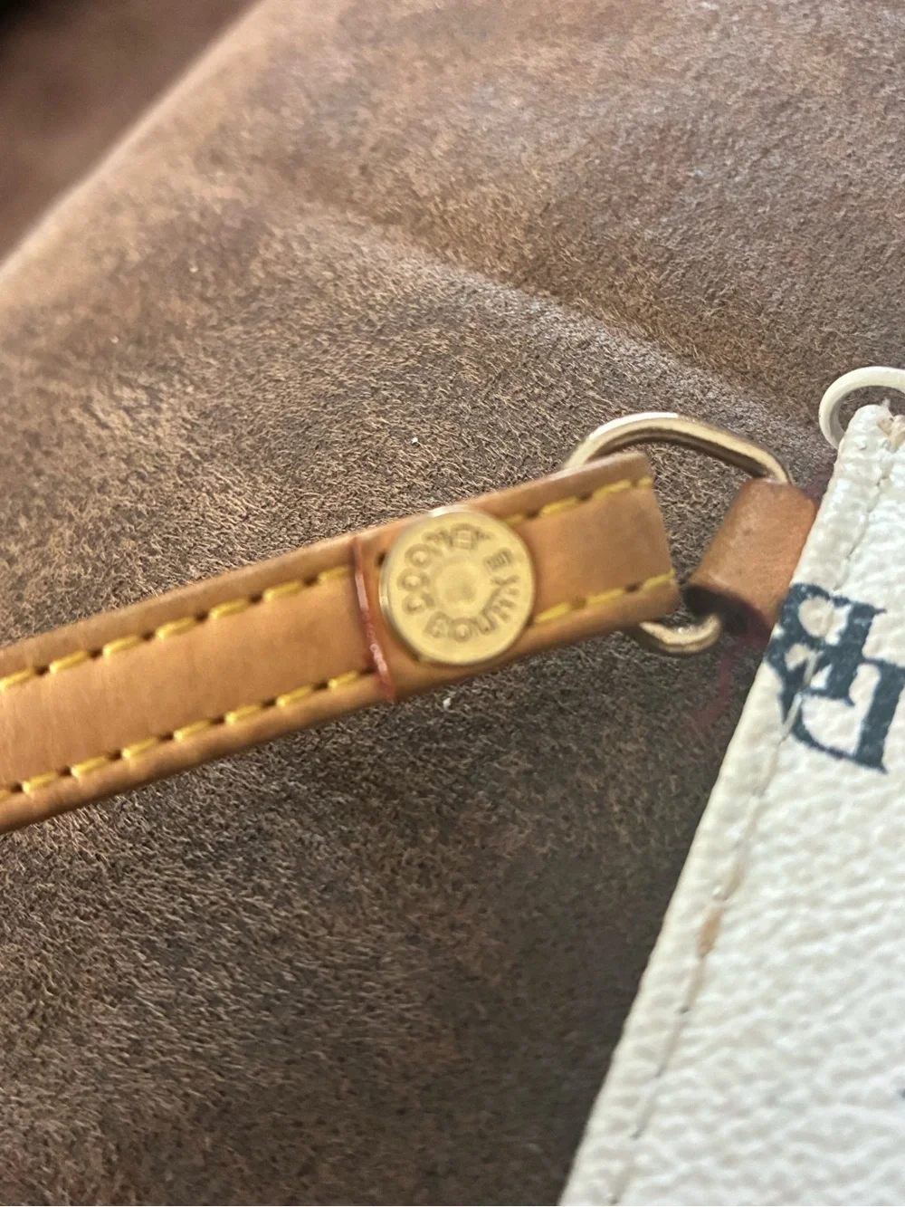 Dooney & Bourke Signature Monogram Wristlet Clutch – Cream/White & Navy